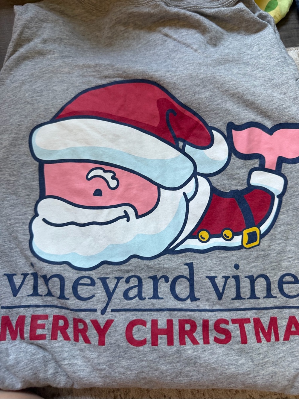 M - men’s Vineyard Vines Grey Santa 'Merry Christmas' Holiday Tee